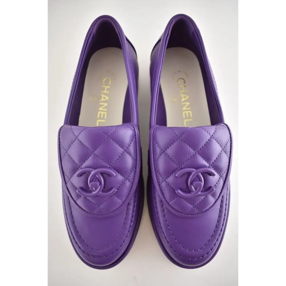 Chanel 24C Purple Leather Quilted Flap Turnlock CC Logo Moccasin Flat Loafer 36